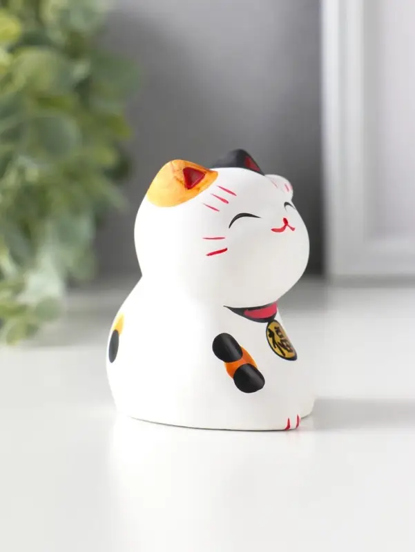 Сувенир керамика "Котик Манэки-нэко пятнистый" 5,3х7,3х6 см