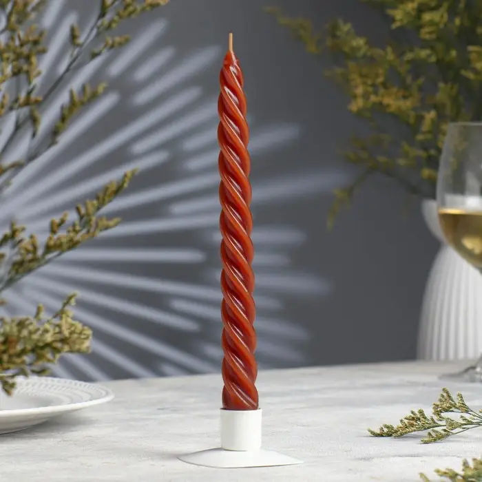 Свеча витая, 2,3х 24,5 см, 5 ч, 50 г, коричневая Свеча витая, 2,3х 24,5 см, 5 ч, 50 г, коричневая