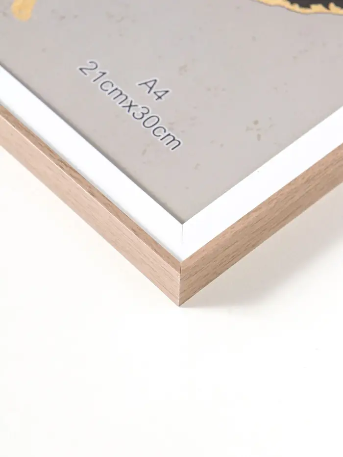 Фоторамка пластик формат А4 "Современная классика" беж и белый 26х20,8х1,5 см