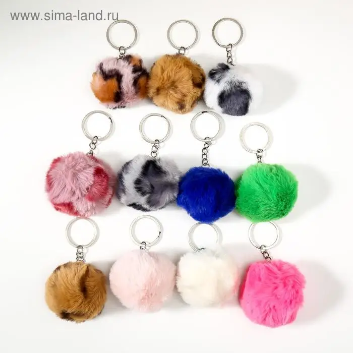 Пушистик на кольце Пушистик на кольце "Помпон " d=5 см МИКС