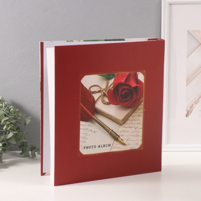 Фотоальбом на 800 фото 10х15 см Фотоальбом на 800 фото 10х15 см "Роза и перьевая ручка" в коробке 5,5х30,5х33,5 см