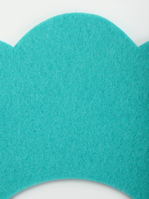 Ветеринарный воротник из фетра  Ветеринарный воротник из фетра "Ромашка", размер M, ярко-бирюзовый