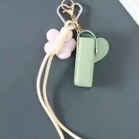 Брелок кожзам с карабином, с зеркалом "Для помады. Цветок" мятный 20х3х3,5 см