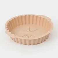 Форма для выпечки Доляна &laquo;Рифлёный круг. Звезда&raquo;, силикон, d=20 см, с ручками, бежевый