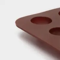 Форма для конфет и шоколада Доляна &laquo;Трюфель&raquo;, силикон, 20.5&times;10.5 см, 15 ячеек (d=2.2 см), коричневая