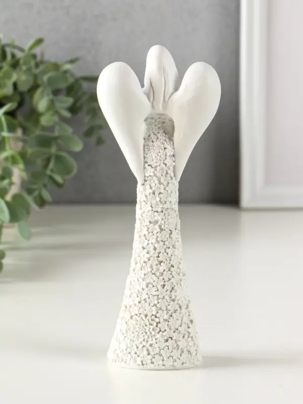 Сувенир полистоун Сувенир полистоун "Безликий ангел в цветочном белом платье с сердцем" МИКС 20 см