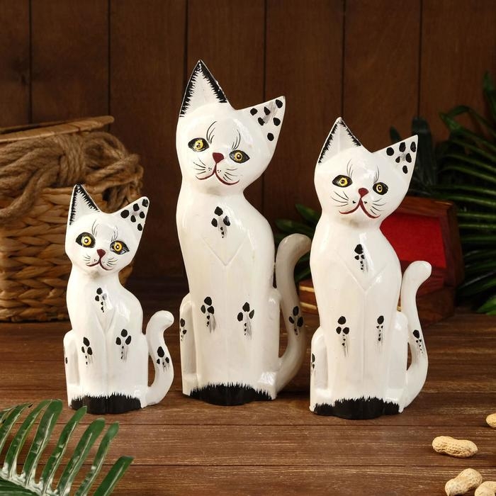 Набор сувенирный Набор сувенирный "Белые кошки"(20,25,30) 20х7х30 см