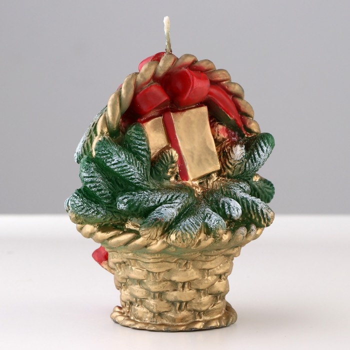 Новый год Свеча декоративная "Рождественский подарок", 8х10,5х10,5 см