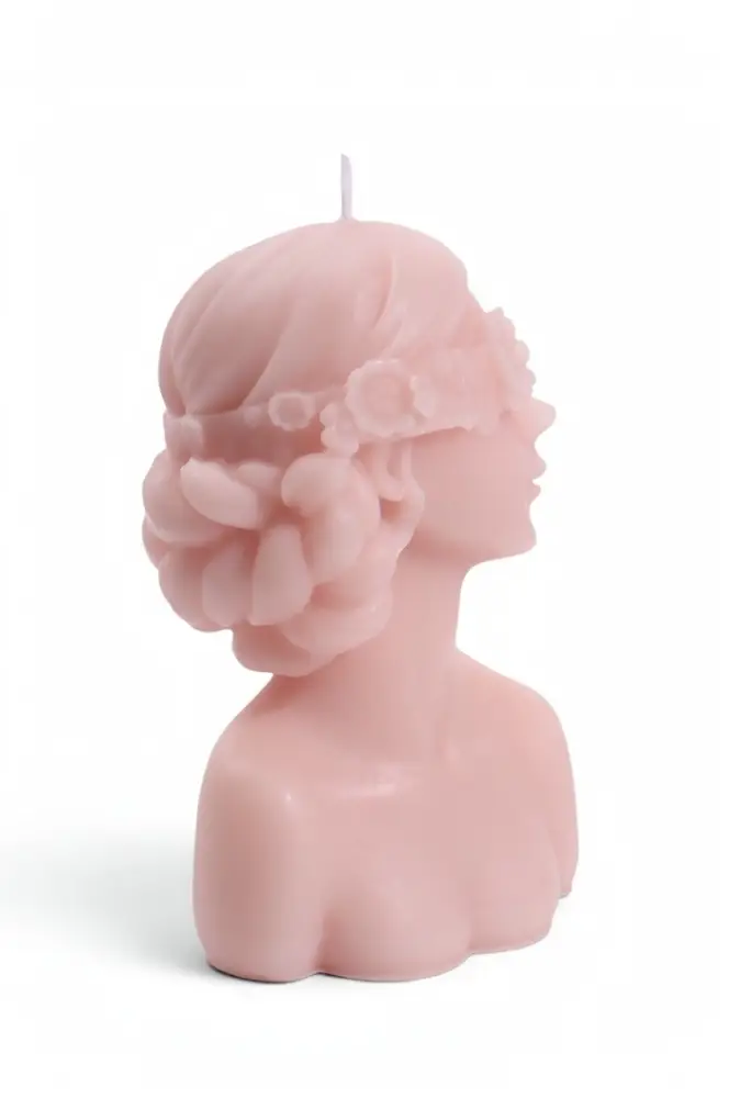 Свеча интерьерная &laquo;Девушка&raquo;, 300 г, 8.5&times;7&times;13.5 см