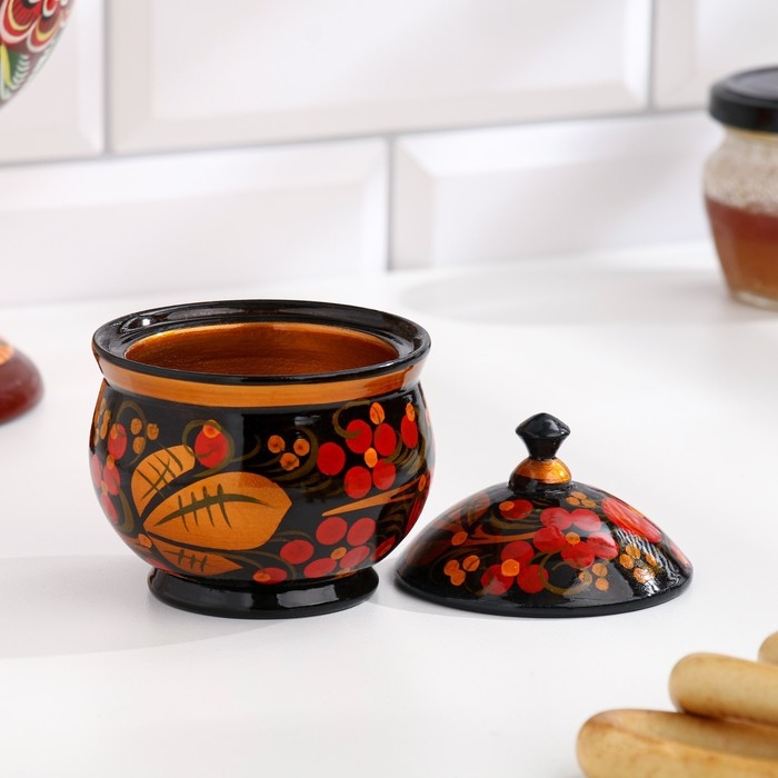 Солонка «Ягодка», 9×6,5 см, хохлома Солонка «Ягодка», 9×6,5 см, хохлома