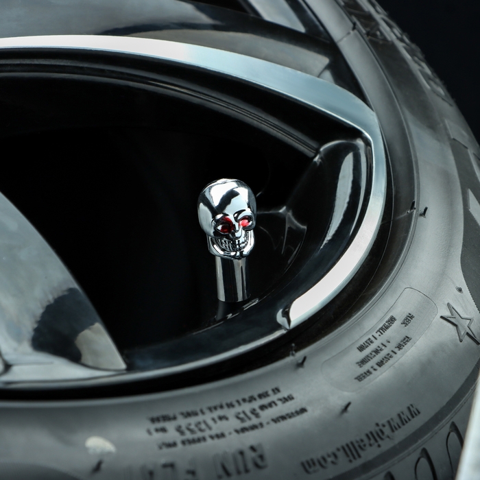 Колпачок на вентиль TORSO, Череп, хром, набор 4 шт Колпачок на вентиль TORSO, Череп, хром, набор 4 шт