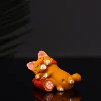 Фигура "Котик спит на колбасе" 4.2х3.7х3 см