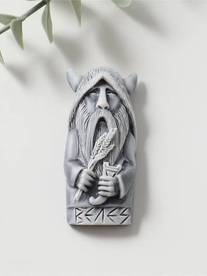 Магнит "Велес" (барельеф), 6,5см