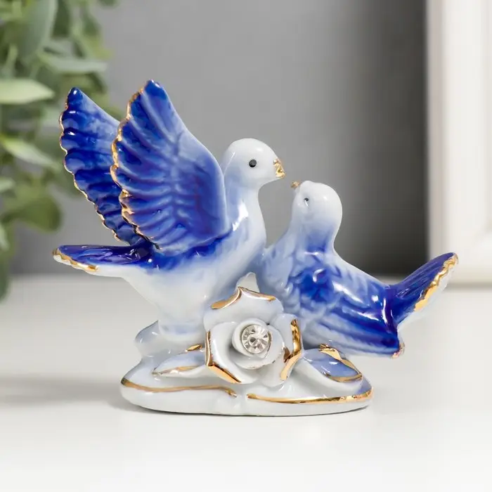 Сувенир керамика "2 голубка с розой, синие" со стразами 6,7х9,2х3 см