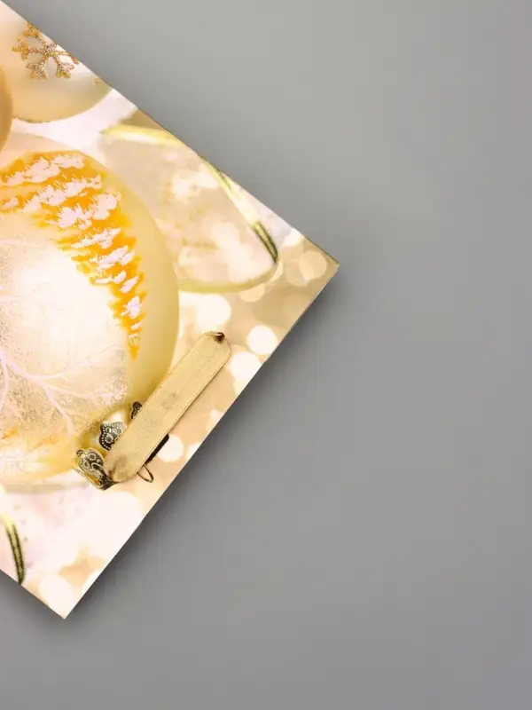 Пакет подарочный ламинированный "Золотые Новогодние игрушки", 18 х 23 х 10 см