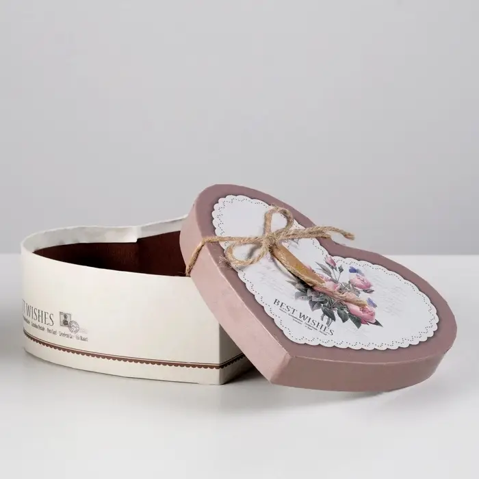 Набор подарочных коробок сердце 3 в 1, &laquo;Пионы&raquo; коричневый, 21&times;19&times;9 - 15.5&times;14&times;6 см