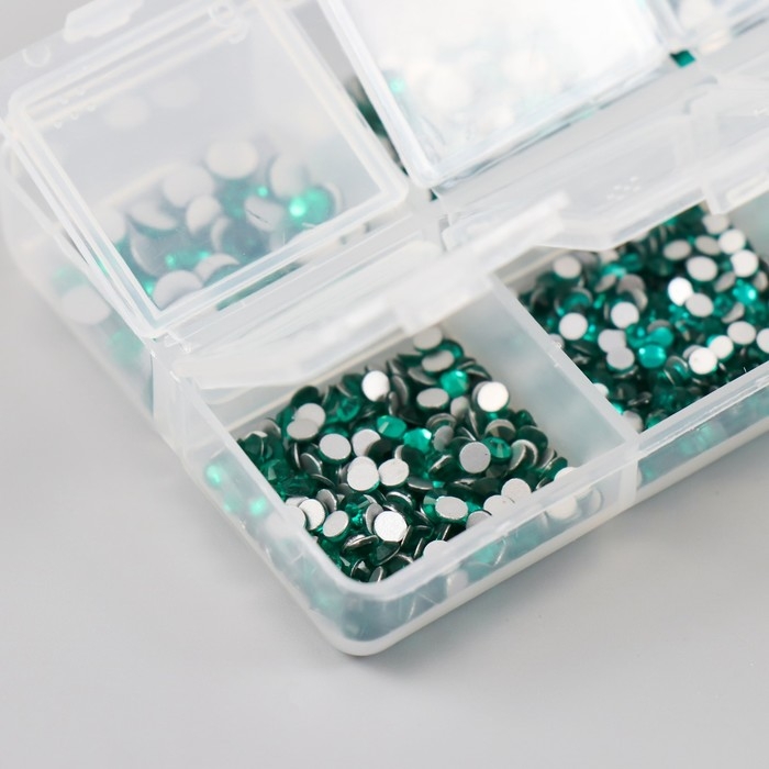 Декор для творчества стекло Декор для творчества стекло "Стразы. Голубой циркон" d=2-4,8 мм н-р 1188 шт 6х8х1,5 см