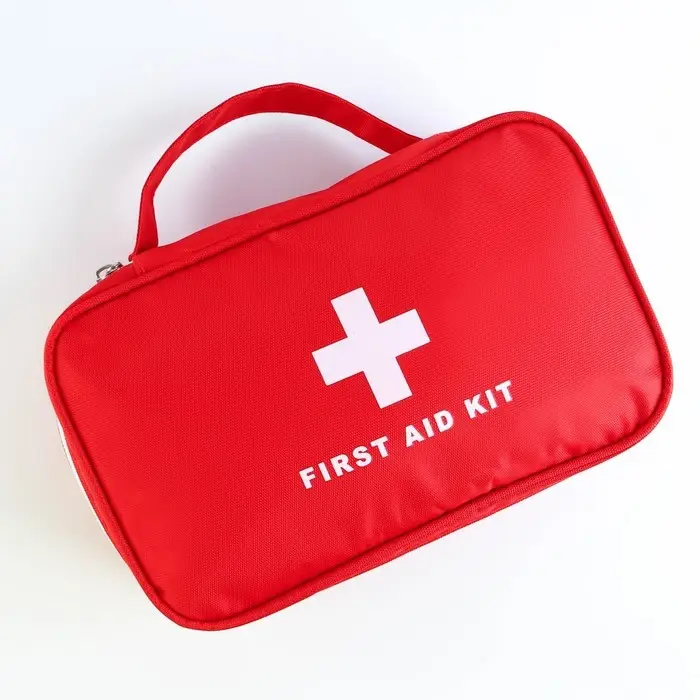 Аптечка дорожная First Aid, красная, 24&times;12&times;6 см