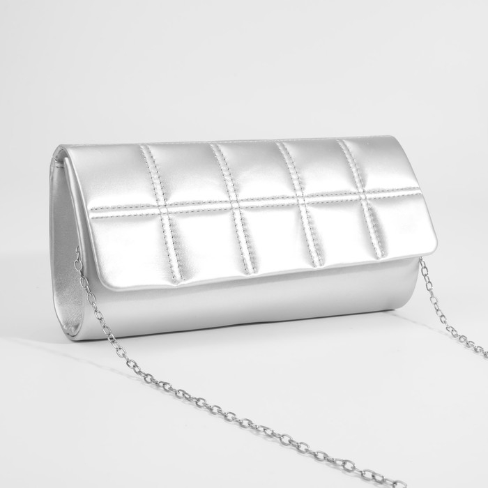 Сумка-клатч на клапане, цвет серебряный