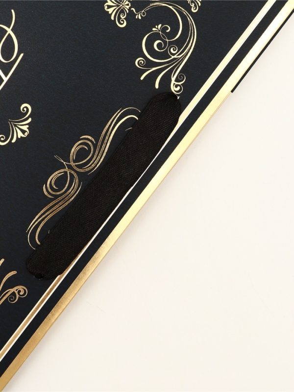 Пакет подарочный вертикальный "Самому лучшему человеку", 26 × 32 × 12 см