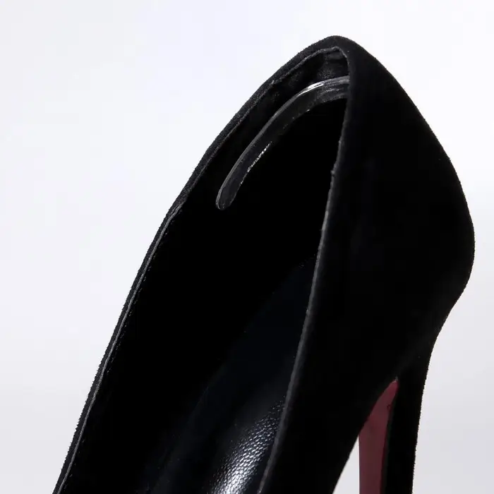 Полоски под ремешки, на клеевой основе, набор - 4 шт., силиконовые, 9.5×0.7 см., прозрачные Полоски под ремешки, на клеевой основе, набор - 4 шт., силиконовые, 9.5×0.7 см., прозрачные