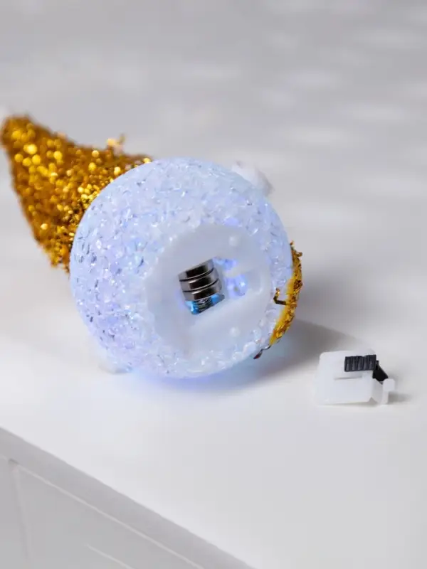 Ёлочная игрушка &laquo;Золотистый снеговичок&raquo;, 8 см, 1 LED, от батареек AG13&times;3, свечение мульти (RGB)
