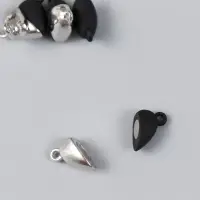 Фурнитура для бижутерии и украшений, замок магнитный «Арт Узор. Сердечко», 2 шт., чёрный и серебристый, 1.2×1.2 см