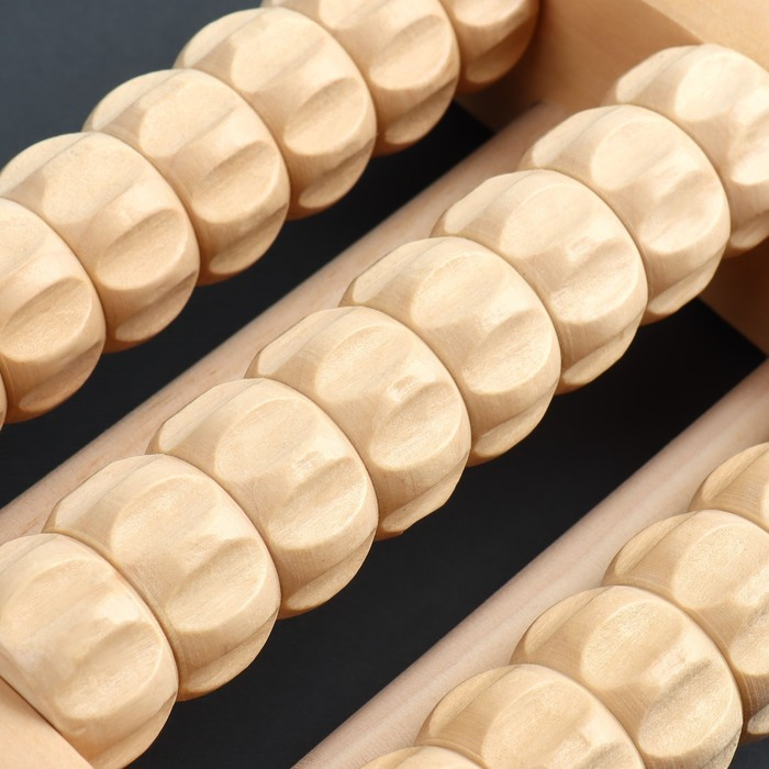 Массажёр для ног «Ножное счастье», 16 × 11,5 × 4,5 см, 3 ряда, деревянный Массажёр для ног «Ножное счастье», 16 × 11,5 × 4,5 см, 3 ряда, деревянный