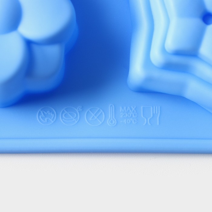 Форма для выпечки Доляна &laquo;Немецкий кекс, роза&raquo;, силикон, 16&times;21 см, 12 ячеек (d=4,2 см), цвет голубой