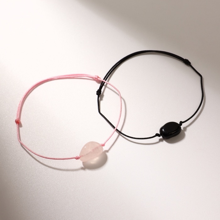 Парные браслеты желаний «Кварц розовый с обсидианом» инь-ян на розовой и чёрной нитях, 11см Парные браслеты желаний «Кварц розовый с обсидианом» инь-ян на розовой и чёрной нитях, 11см