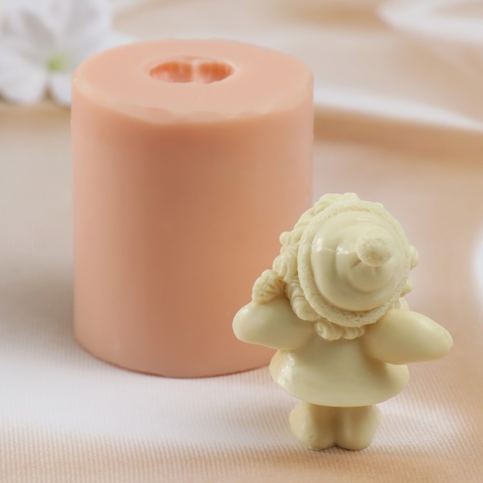 Молд силиконовый Молд силиконовый "Новогодний ангел2" 6х5,5х7,5 см (издел. 7х5,3х3,5 см)