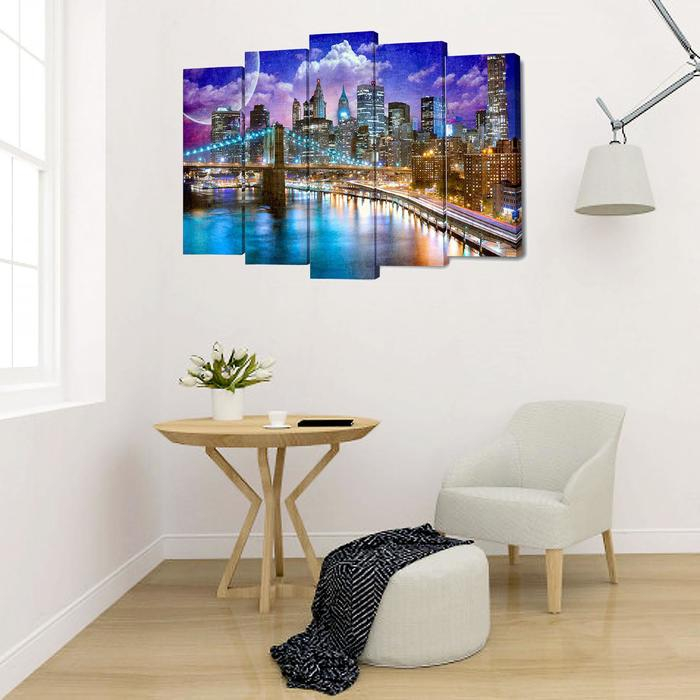 Картина модульная на подрамнике  Картина модульная на подрамнике "Яркий город" 2-63*25, 2-71*25, 1-80*25;  125*80см