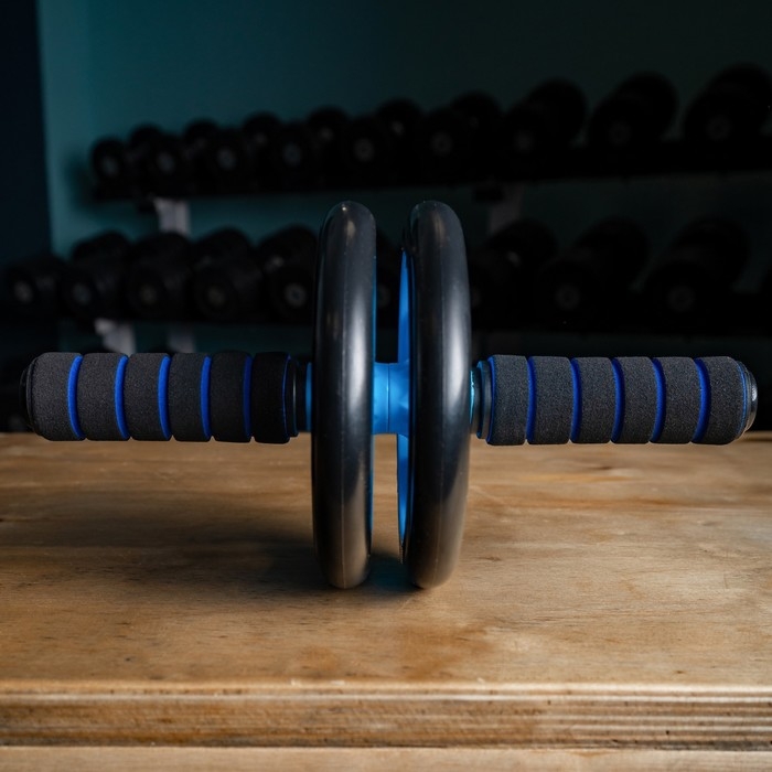 Ролик для пресса ONLYTOP, 2 колеса, с ковриком Ролик для пресса ONLYTOP, 2 колеса, с ковриком