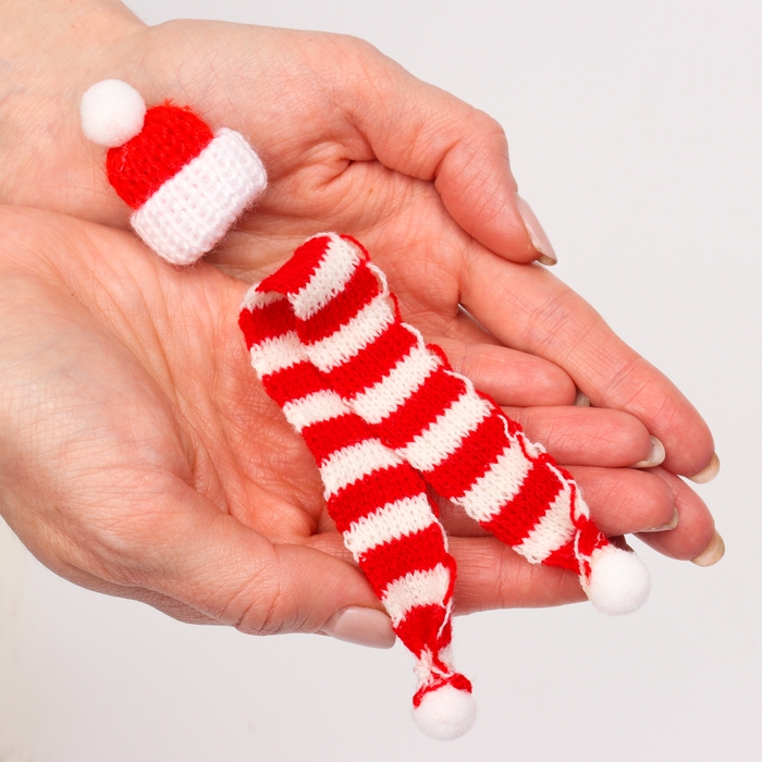 Вязаные шапка и шарфик для игрушек «Зимнее настроение» Вязаные шапка и шарфик для игрушек «Зимнее настроение»