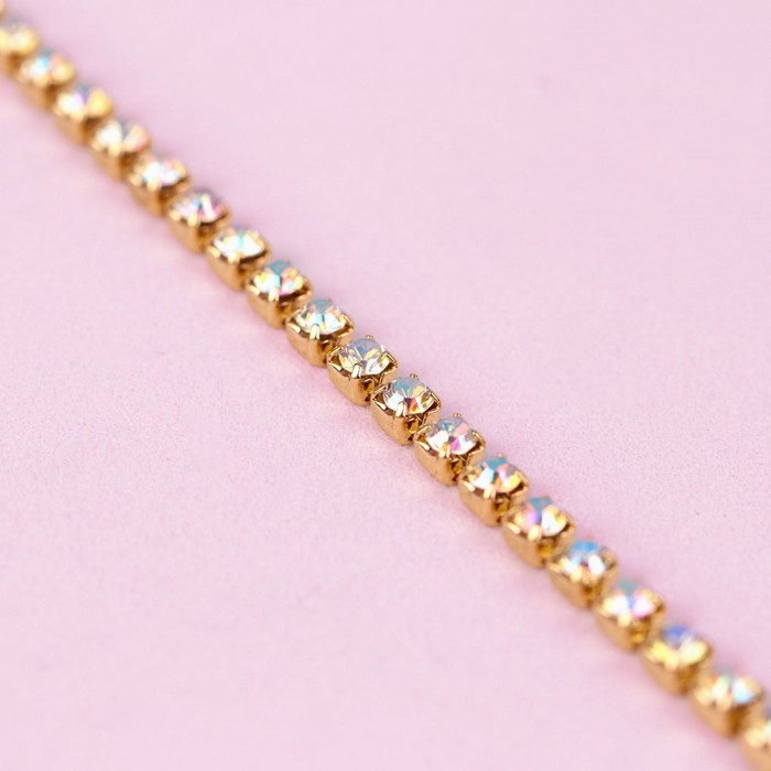 Цепь со стразами, с голографией, металл, стекло, 2 мм, 9 ± 1 м, цвет золотой Цепь со стразами, с голографией, металл, стекло, 2 мм, 9 ± 1 м, цвет золотой