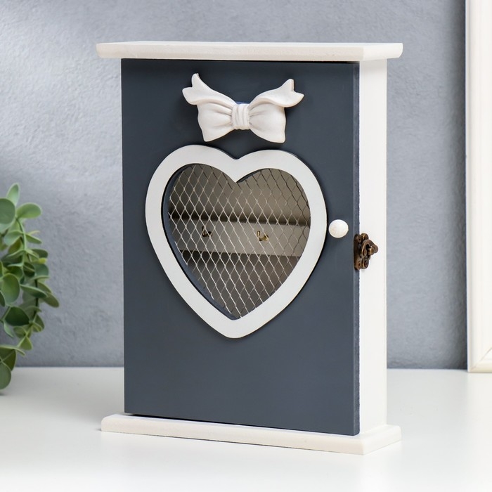 Ключница дерево Ключница дерево "Сердце с бантом" 21х26х7 см