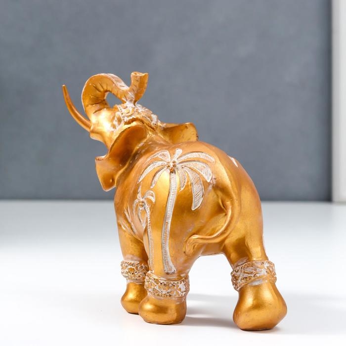 Сувенир полистоун Сувенир полистоун "Африканский слон с пальмами" состаренное золото 14х7х16,5 см