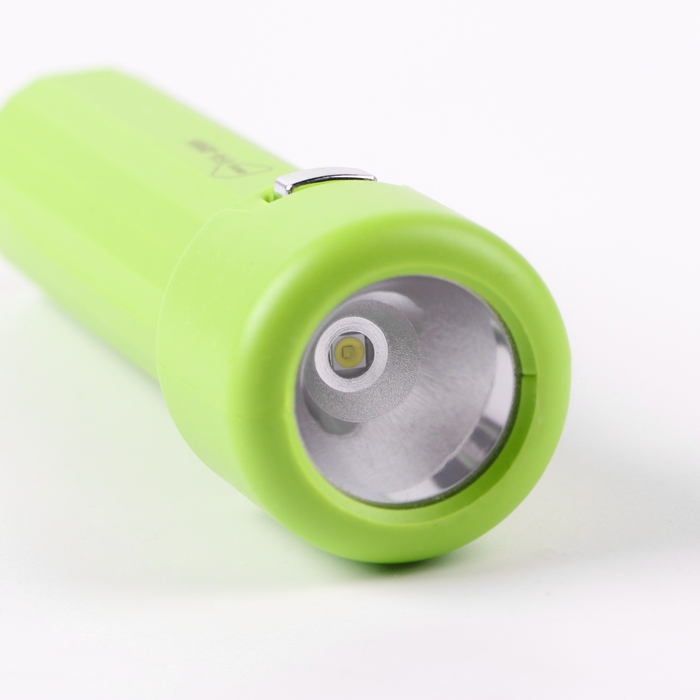 Фонарь ручной аккумуляторный, 1.5 Вт, 800 мАч, 3535LED, 3 режима, IPX2, 10.5 х 3 см.зеленый Фонарь ручной аккумуляторный, 1.5 Вт, 800 мАч, 3535LED, 3 режима, IPX2, 10.5 х 3 см.зеленый