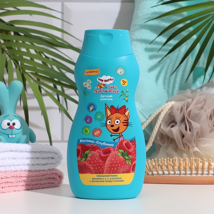 Шампунь детский с экстрактами череды и ромашки  Шампунь детский с экстрактами череды и ромашки "Три Кота" малина-клубника, 300 мл