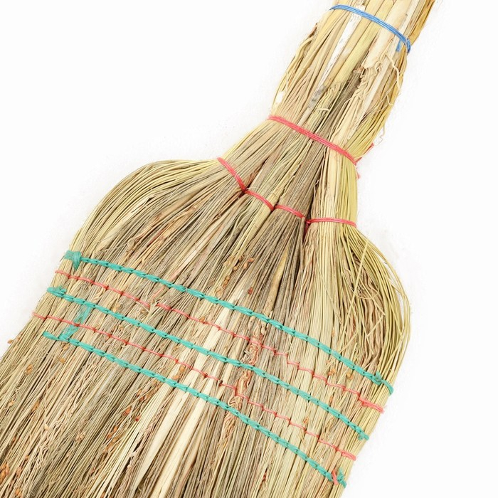 Веник узбекский из сорго 4х-прошивной 4х-лучевой, ручная работа, 90-95 см Веник узбекский из сорго 4х-прошивной 4х-лучевой, ручная работа, 90-95 см