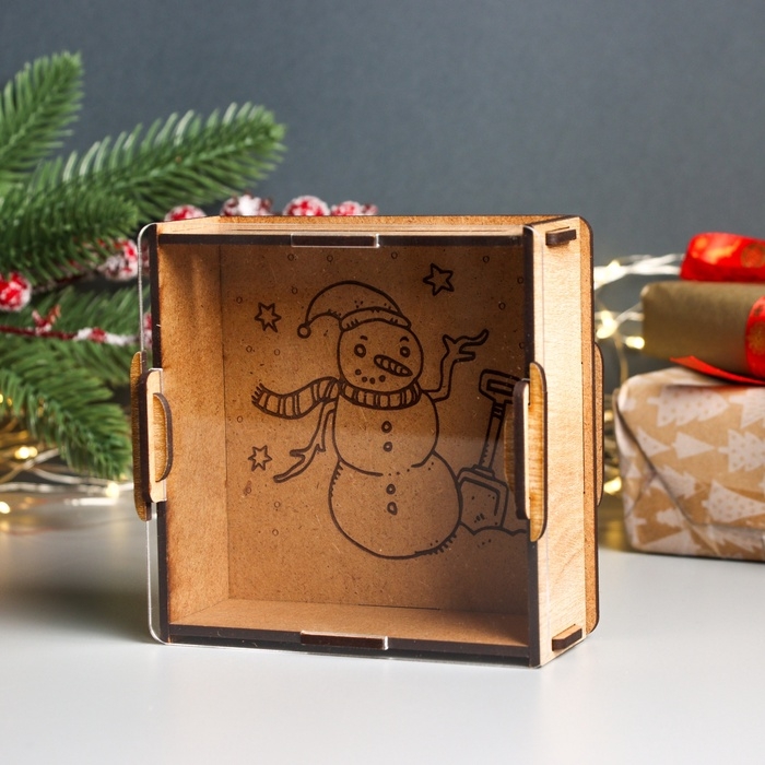 Новогодняя копилка с акрилом  Новогодняя копилка с акрилом "Снеговик" 12х12х4 см