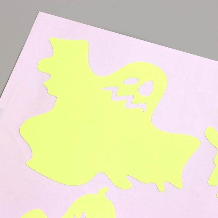 Наклейка 3Д интерьерная светящаяся Привидения 30*20см Наклейка 3Д интерьерная светящаяся Привидения 30*20см