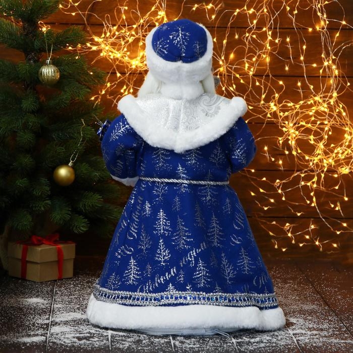 Дед Мороз Дед Мороз "В синей шубе, с посохом и подарками" 24х50 см