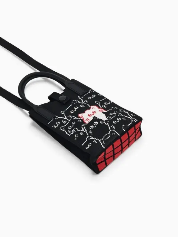 Сумка подр Коты, 12*4*17, отд на кнопке, дл ремень, черный Сумка подр Коты, 12*4*17, отд на кнопке, дл ремень, черный