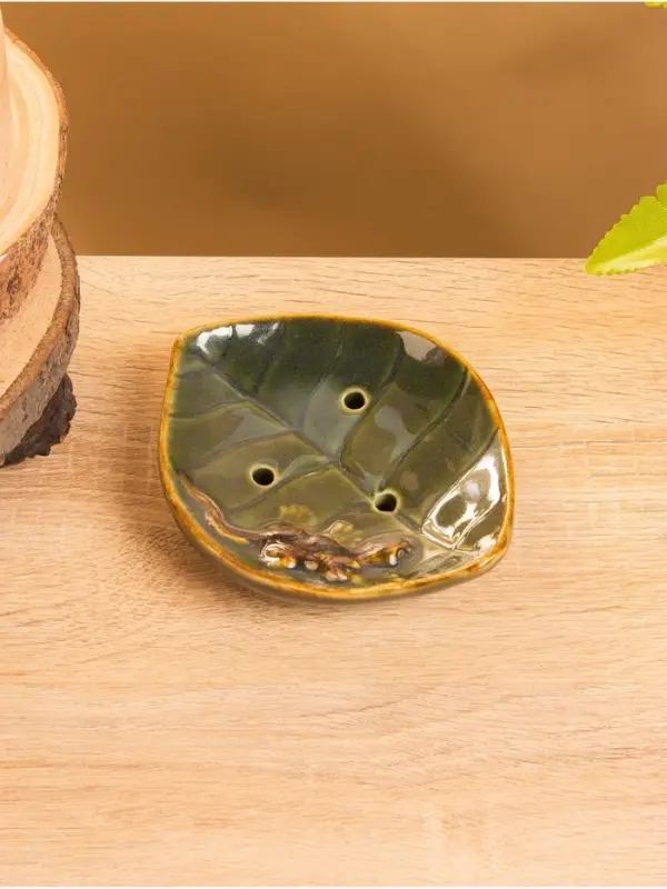 Мыльница &laquo;Геккон на листочке&raquo;, 13&times;11&times;2.5 см, керамика, зелёная