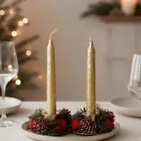 Свеча новогодняя с подсвечником, набор 2 шт., 11&times;15 см, с шишками и розочками