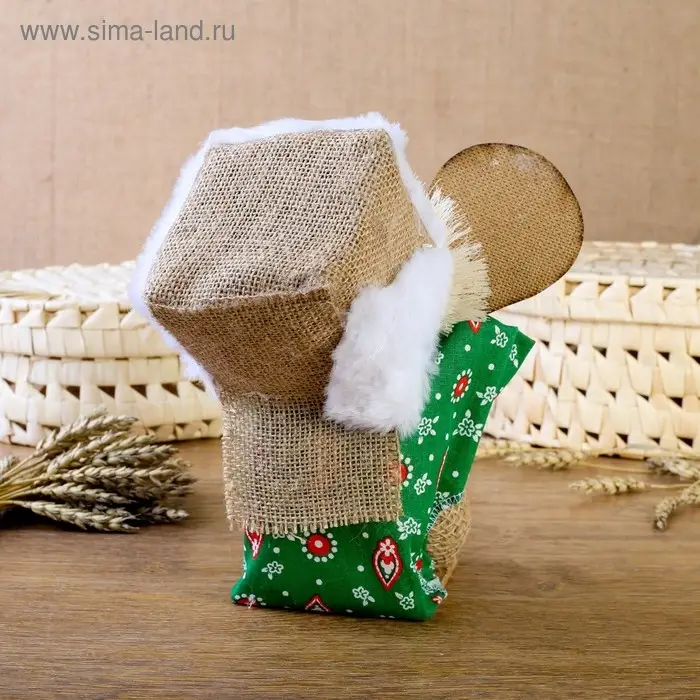 Оберег-домовой "Матвей с ложкой и подковой", 30х20х16 см МИКС