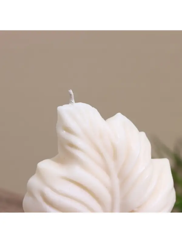 Свеча фигурная формовая &laquo;Лист&raquo;, 10&times;3&times;15 см, парафин, МИКС