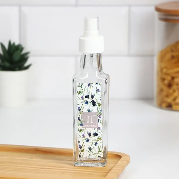 Бутылка для масла, распылитель с дозатором OIL, оливки , 100 мл Бутылка для масла, распылитель с дозатором OIL, оливки , 100 мл