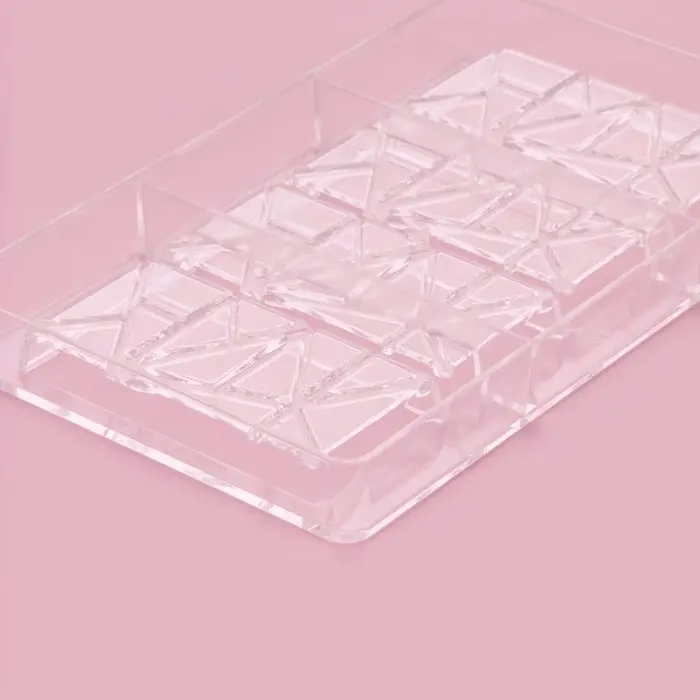 Форма для шоколада &laquo;Лайни&raquo;, 20&times;12&times;2.5 см, 4 ячейки 8.5&times;4.2&times;1 см, пластик, прозрачная